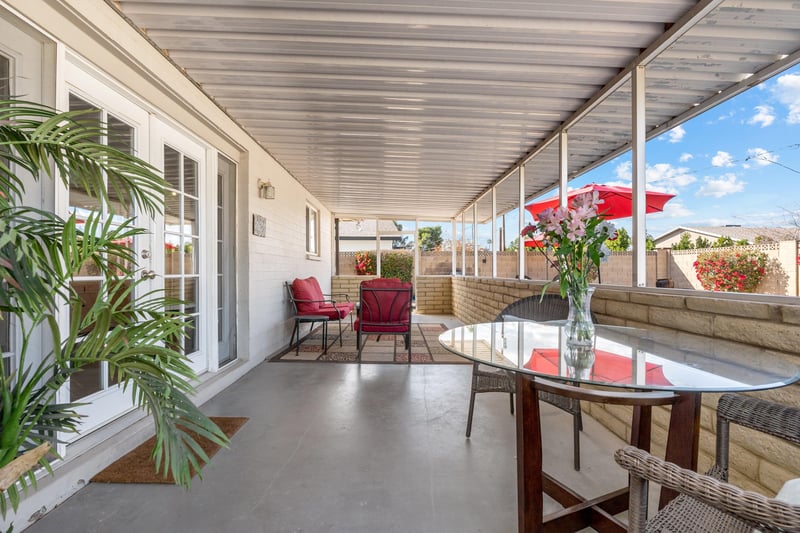 Outdoor livingentertaining area