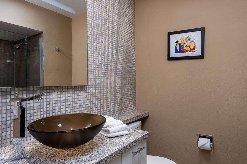 Ensuite bath