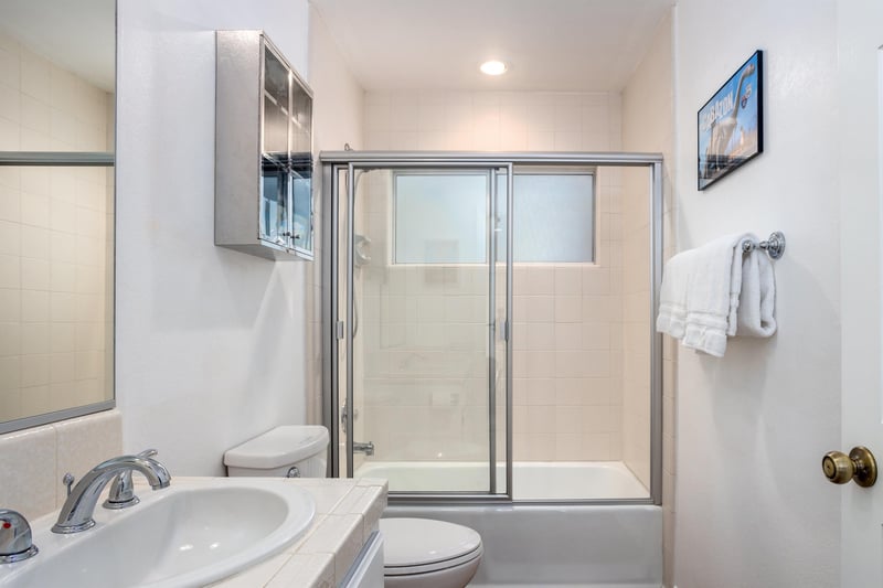 Ensuite bath