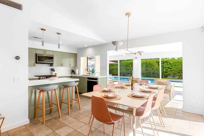 Indoor Dining for 8