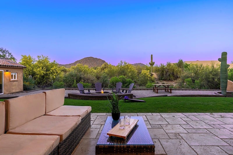 Gorgeous mountain views from the backyard