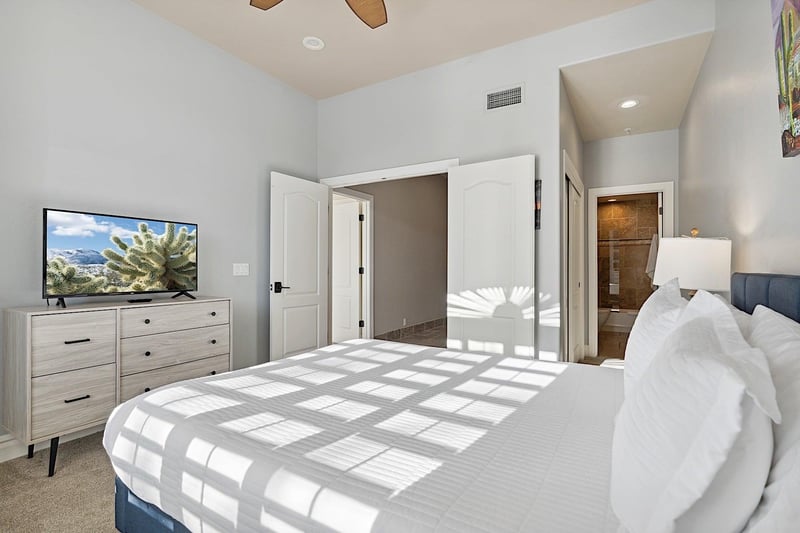 5th bedroom   Attached bathroom