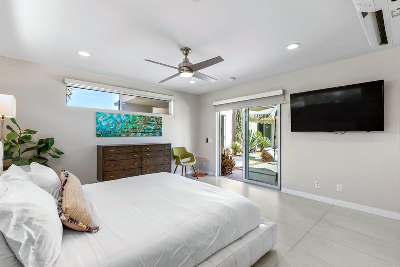 Casita bedroom