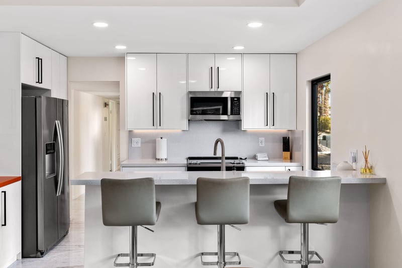 Breakfast bar for 3