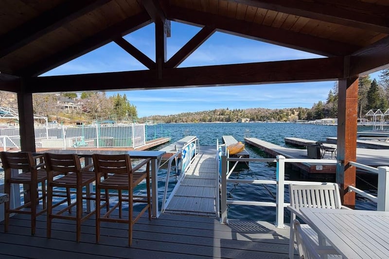 598165