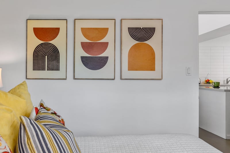 Simple and elegant wall art