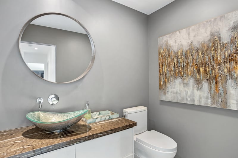 Ensuite bathroom