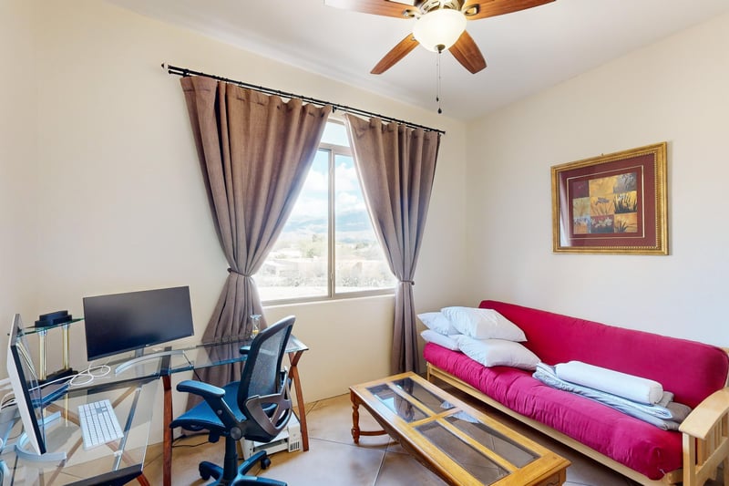 599634