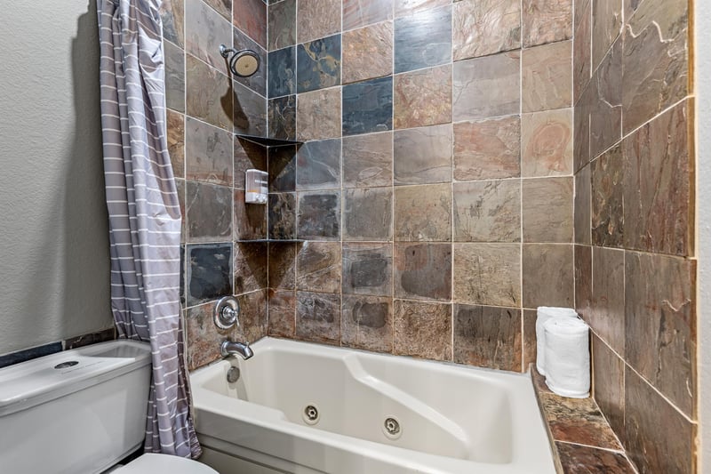 Guest shower