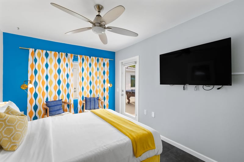 Guest bedroom
