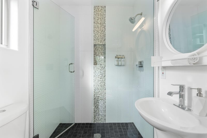 Casita bathroom