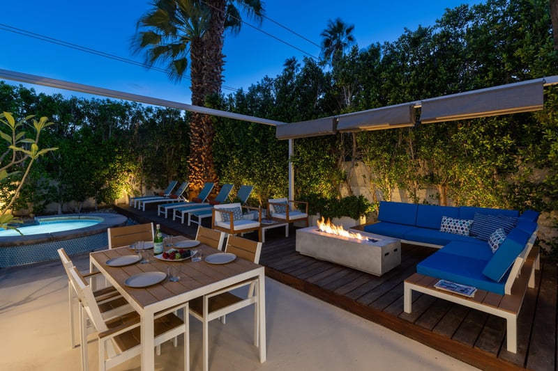 Enjoy al fresco dining