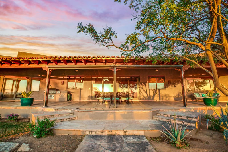 601526