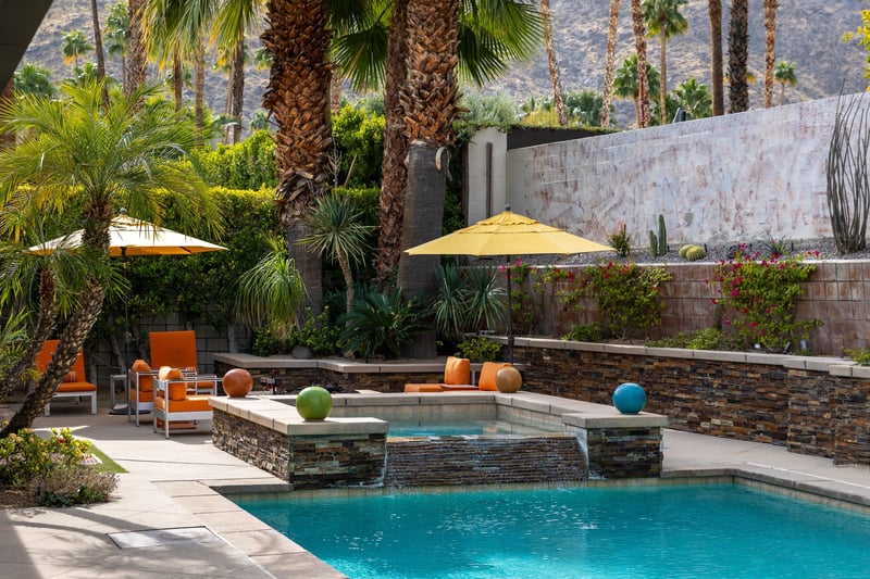 Waterfall feature Spa