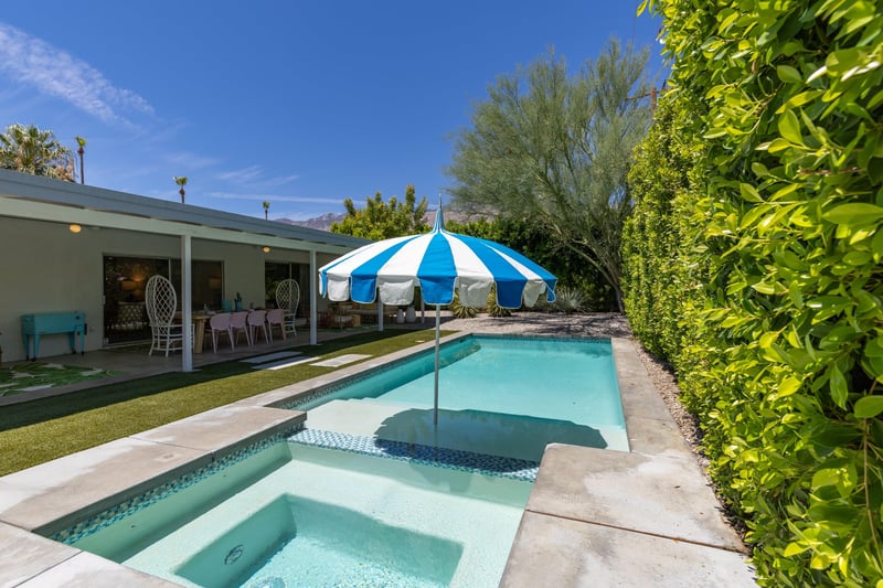 Gorgeous pool and spa