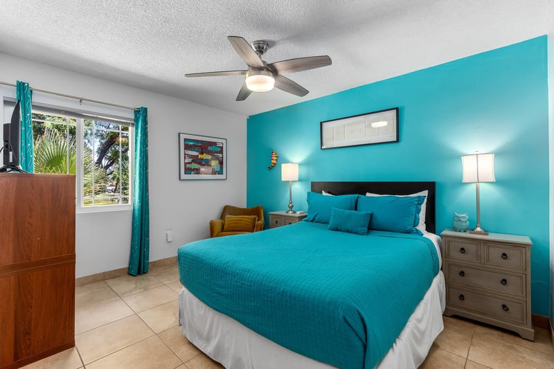 Guest bedroom