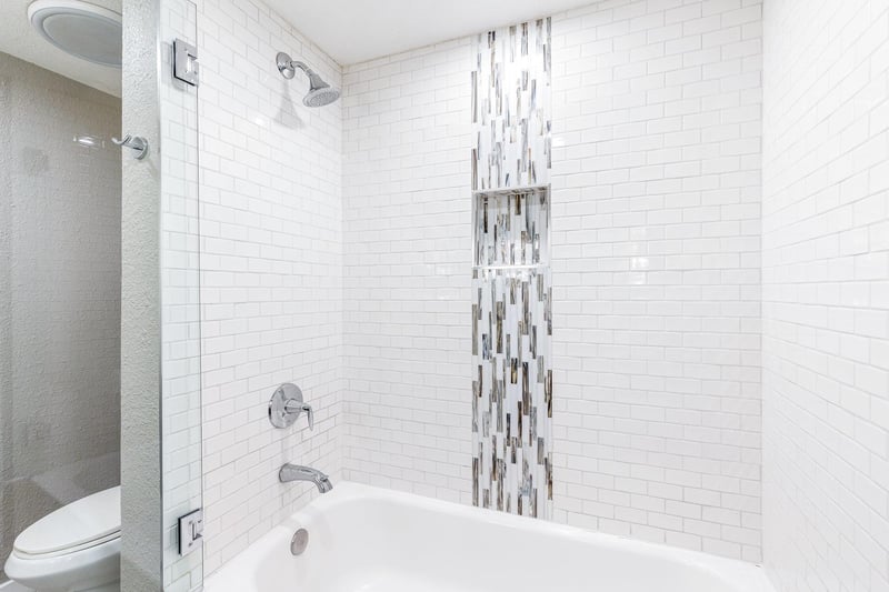Guest shower
