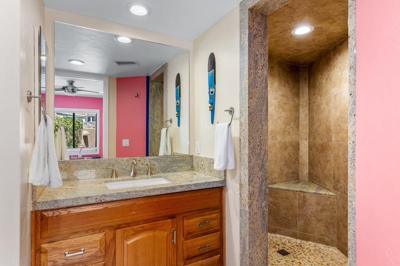 Guest shower