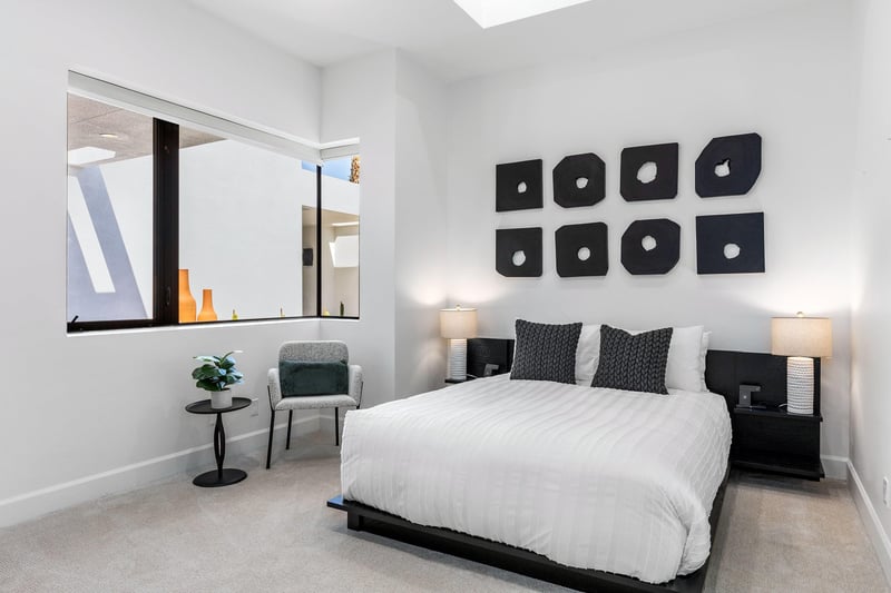 Relaxing guest bedroom