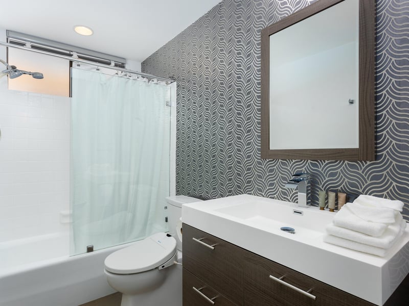 Ensuite bath