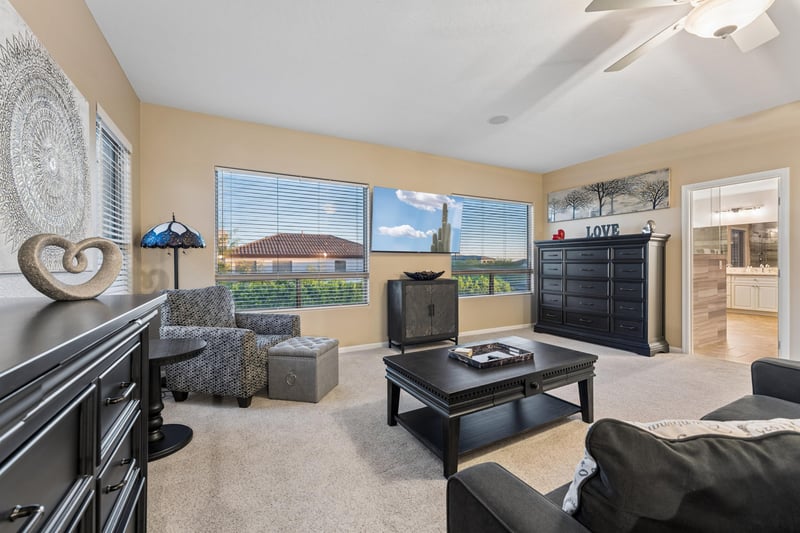 Features a king size bed, pullout sofa bed, flatscreen TV with streaming, and an ensuite bathroom.