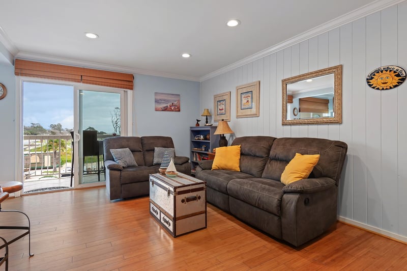 Super comfy reclining couch and love seat