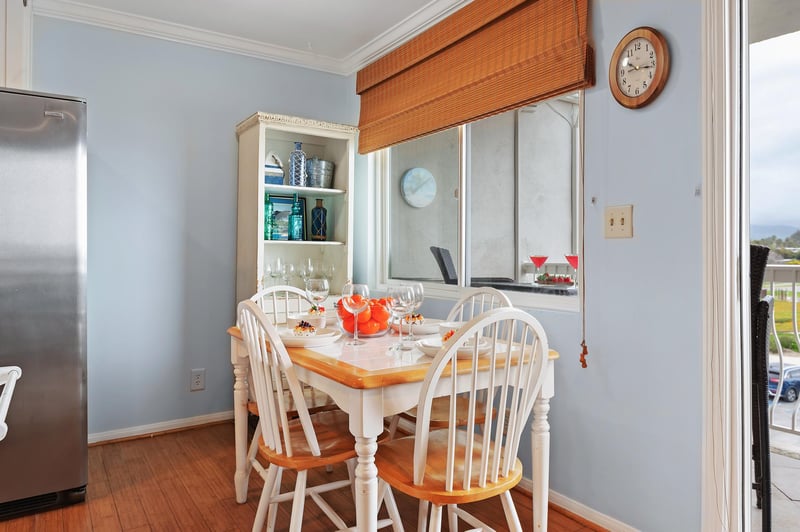 Cozy dining table with mountain and ocean views