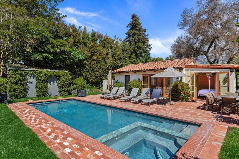 Heated pool