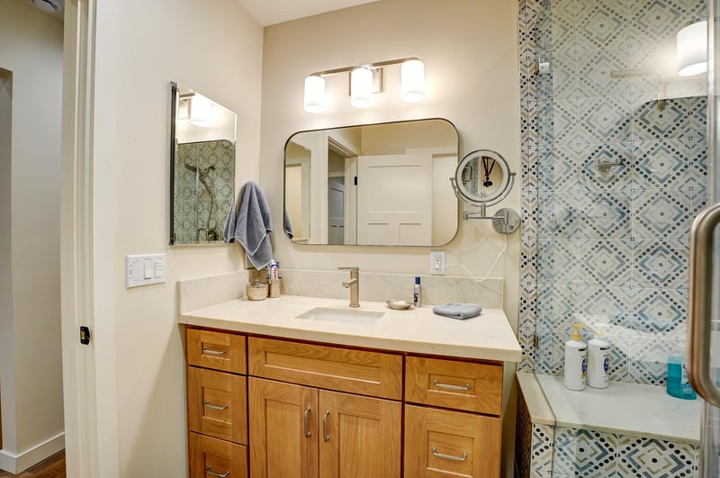 Walkin shower and modern fixtures.