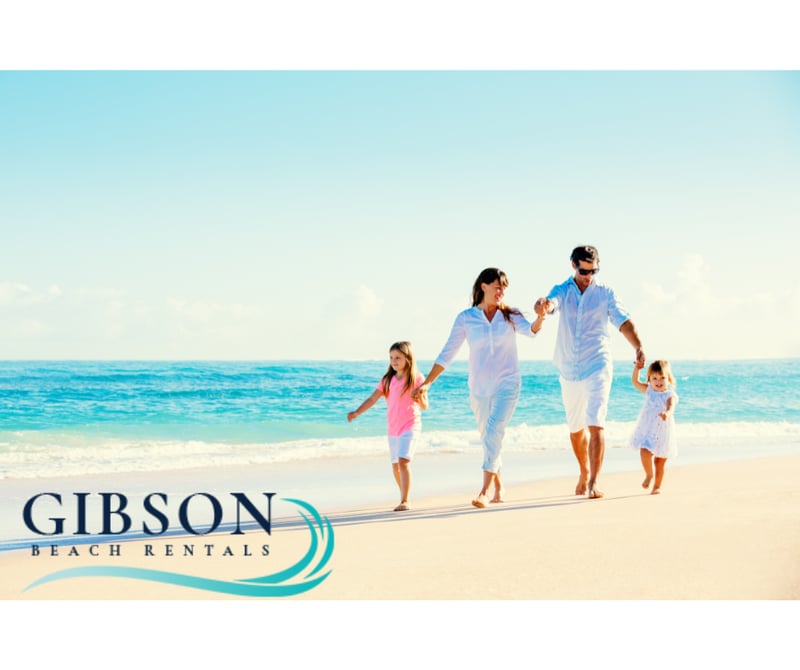 18165 Family Beach Photo Wlogo