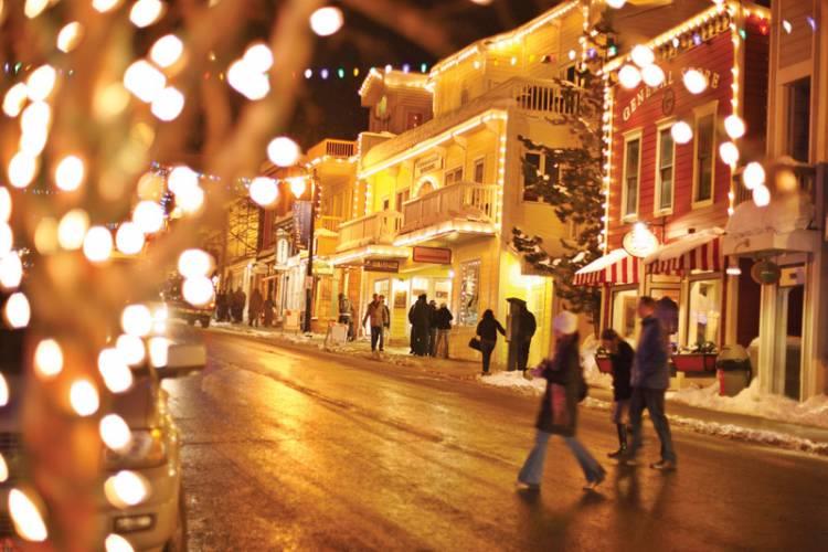 1032 Park City Historic Main Street Lights