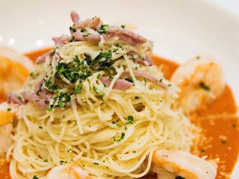Angel hair pasta with panseared shrimp