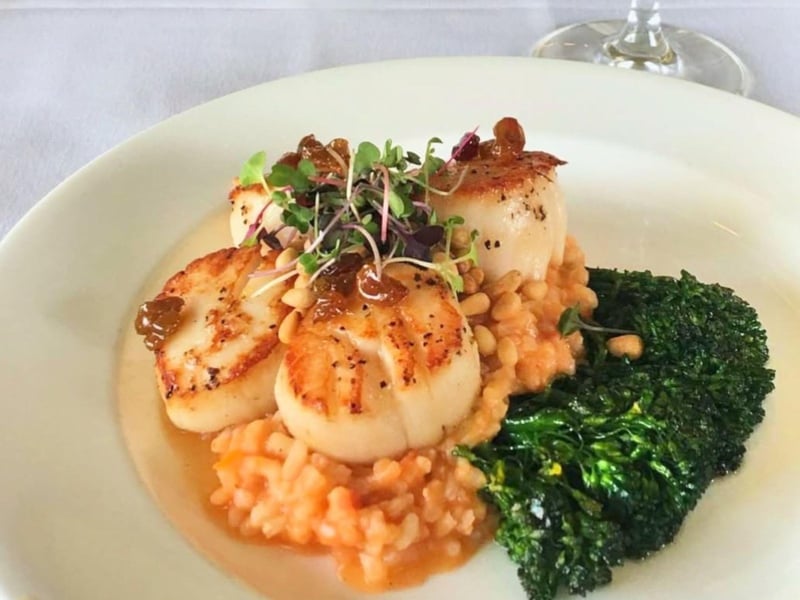 Seared scallops at Bistro Bijoux