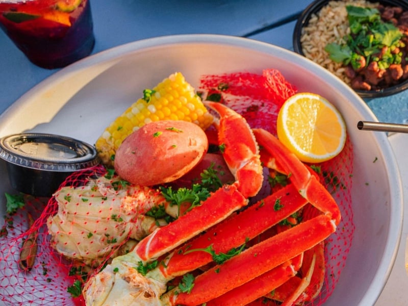 Premium Alaskan snow crab legs