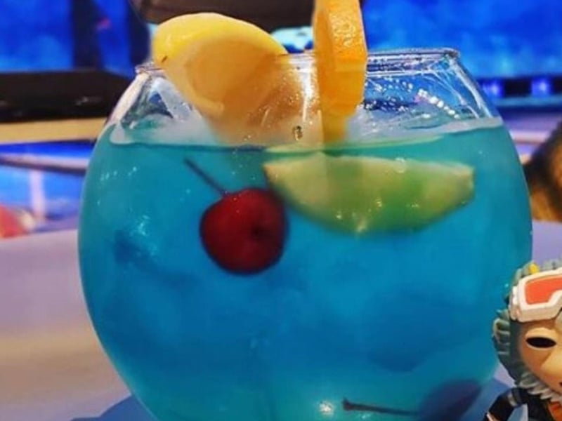 A Fish Bowl at Uncle Bucks