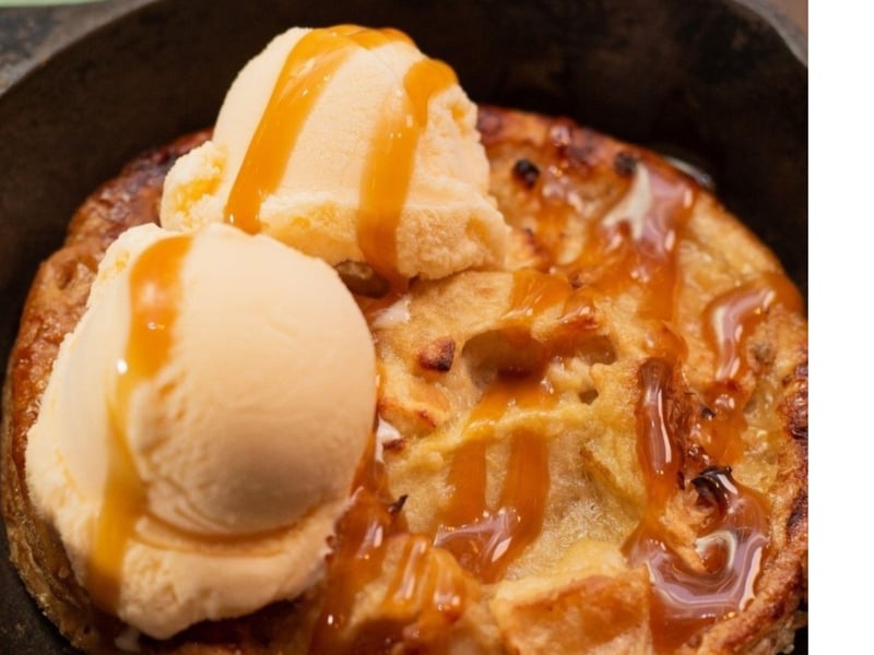A skillet cookie with ice cream