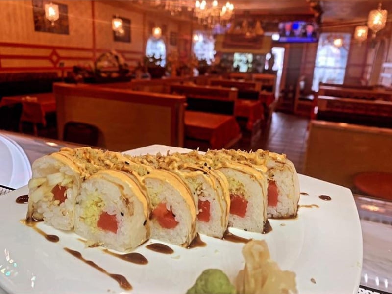 The crunchy roll tuna