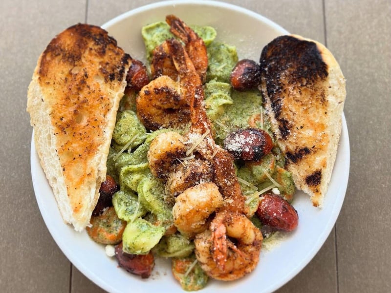 Pesto tortellini with shrimp