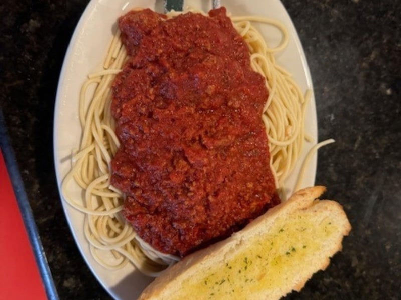 Spaghetti with marianara sauce