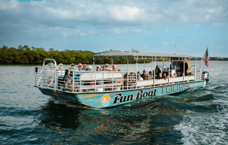Friends and family enjoying a fun day on the water