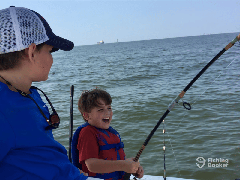 Book a familyfriendly trip with Captain Rick
