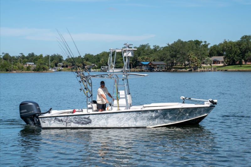 1371264 Captain James 24 T Craft 24 Center Console