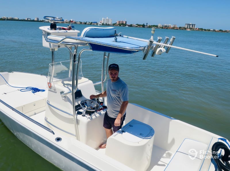 1378160 Captain Parker Out On The Water In His 24 C Hawk