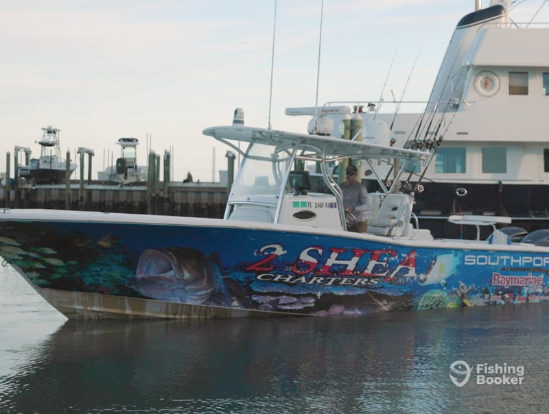 1378189 2 Shea Charters 42 Saltwater Boat Out On The Water