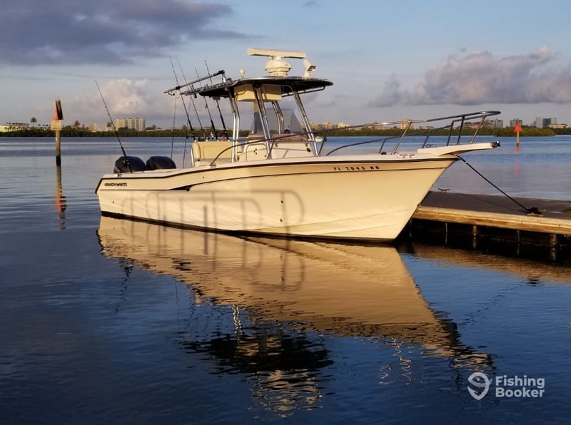 1378259 Captain Bradys 27 Grady White Out On The Water