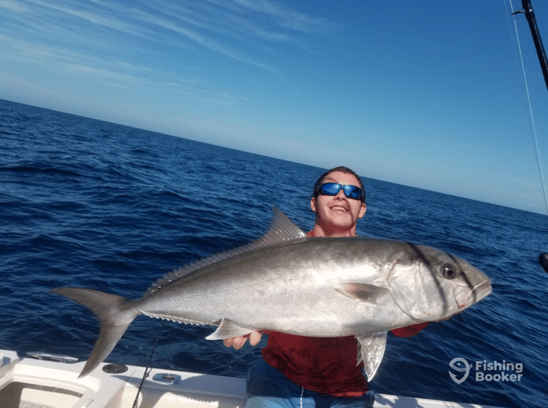 Outlaw Gunner Charters