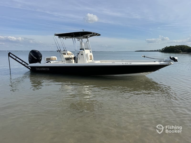 1378420 Captain Fishers 25 Shearwater Out On The Water