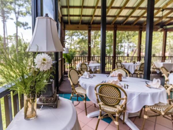 The patio at Basmatis Asian Cuisine