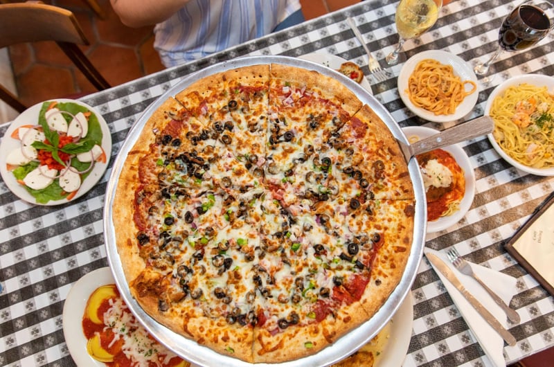 425057 A Pizza At Angelinas Pizzeria And Pasta In Santa Rosa Beach, Florida