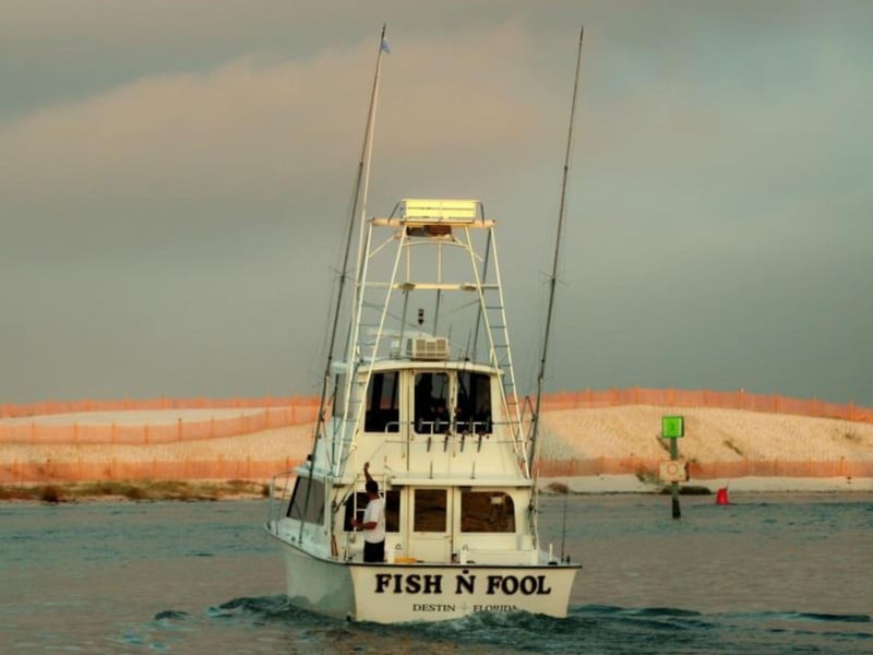 425114 Fish N Fool On The Water In Destin, Florida 